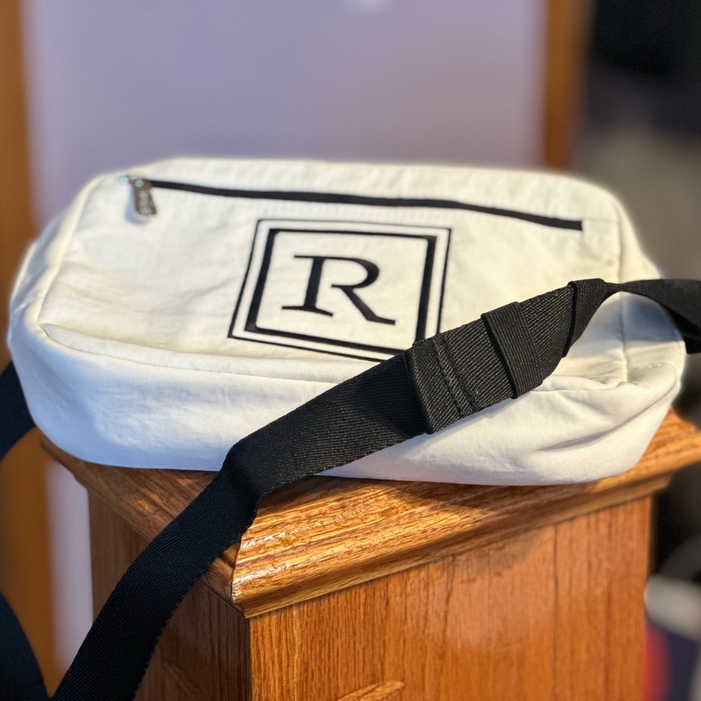 Thirty-One Classic Sling Bag